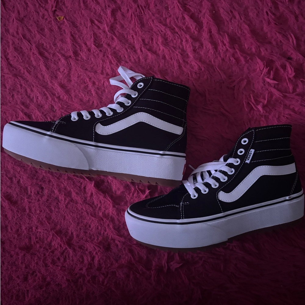 Vans Women's Black and White Platform Sneakers (hightops)
